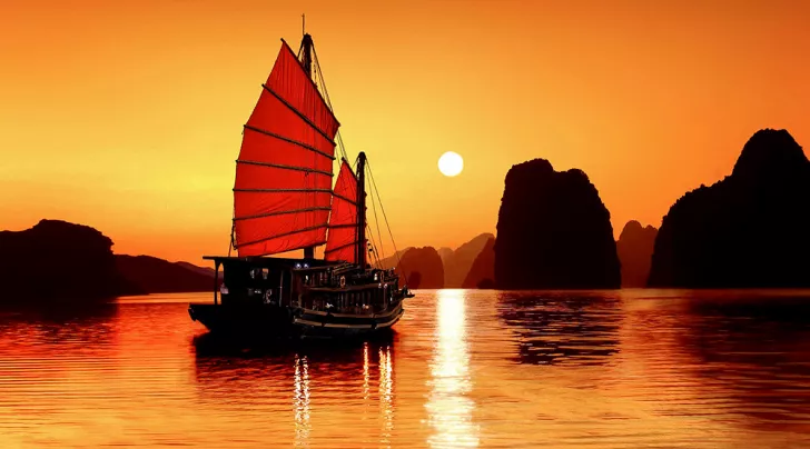 Hinh anh du lich Ha Long Hanh trinh kham pha Vinh ki quan