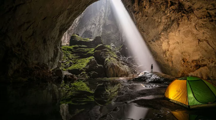 Hinh anh giam gia cac tour tham hiem hang dong Quang Binh 