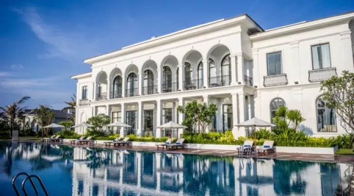 Melia Vinpearl Cam Ranh Beach Resort