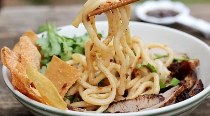 Ăn đêm Hội An