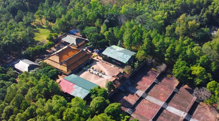 Lăng vua Thiệu Trị Huế
