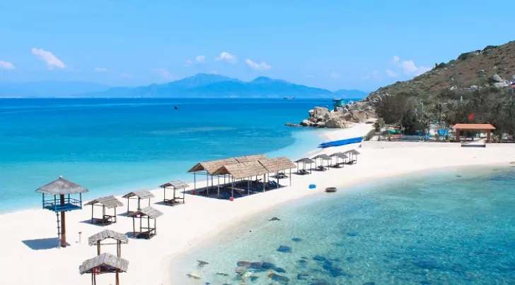 bãi tắm đôi Nha Trang
