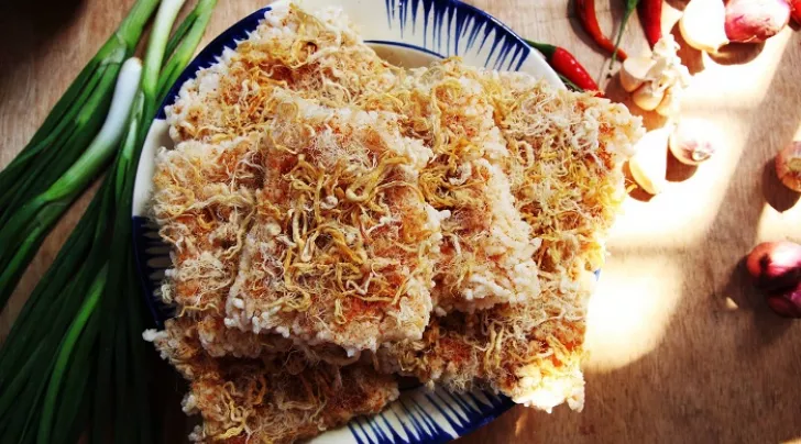 cơm cháy chà bông Sài Gòn 