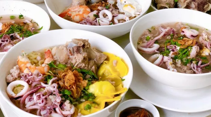 Hủ tiếu mực Sài Gòn