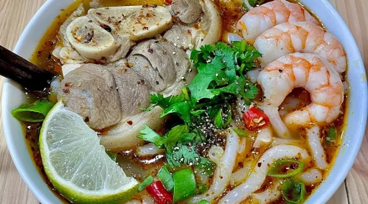 bánh canh Quảng Bình