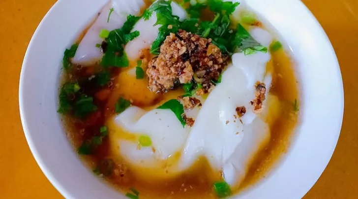 bánh cuốn trứng Lạng Sơn 