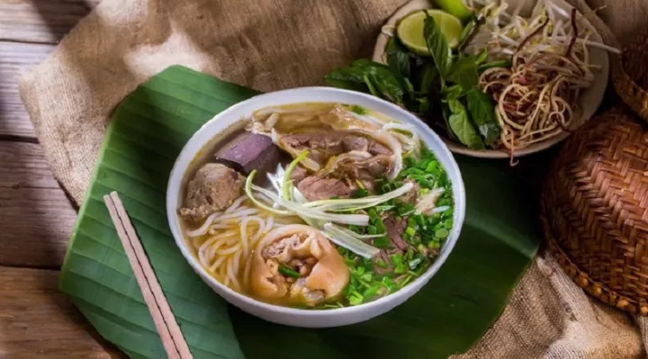 bún bò Huế ngon ở Sài Gòn
