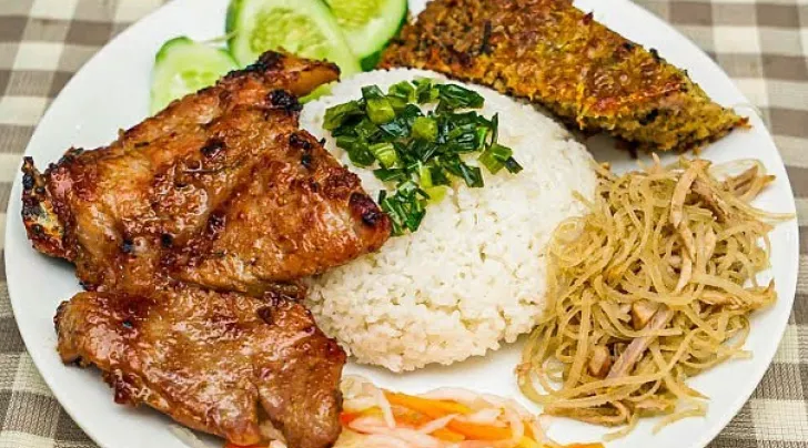 cơm tấm Nha Trang