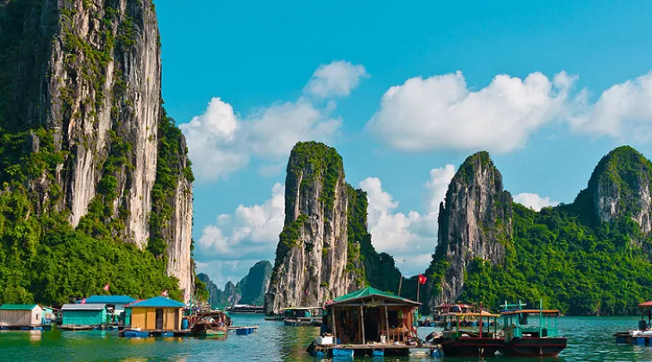 Làng chài Hạ Long 