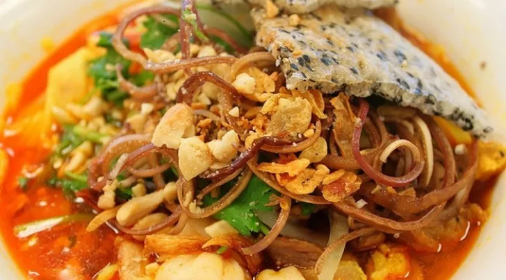 mì quảng Nha Trang