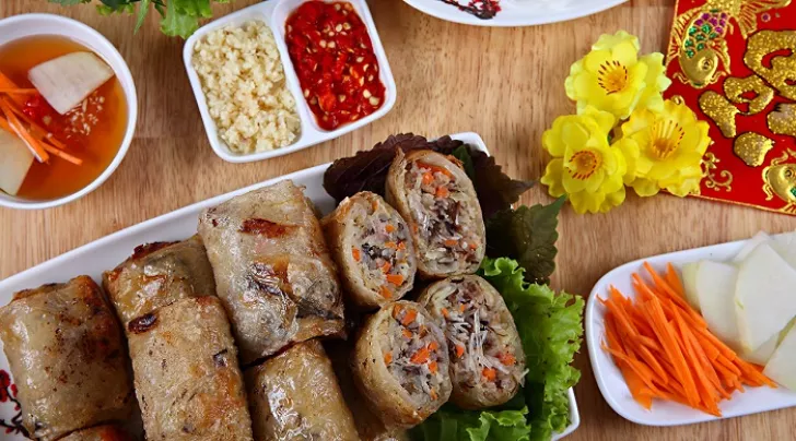 nem cua bể