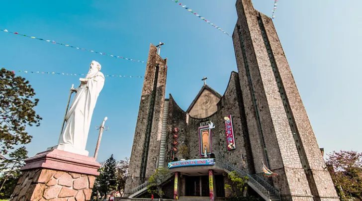 nhà thờ Phủ Cam