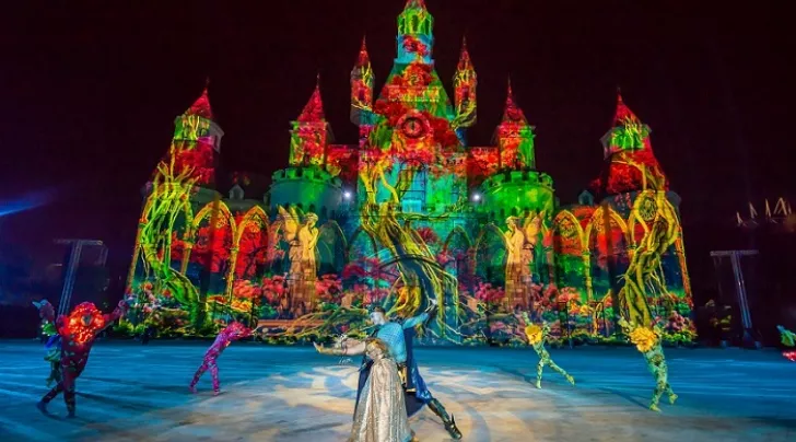 Tata show VinWonders Nha Trang