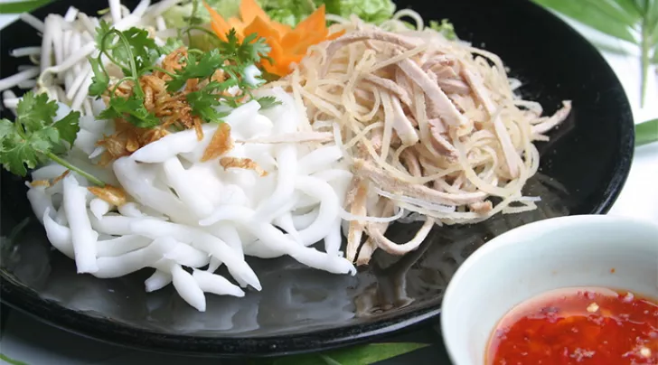 bánh tằm bì Cần Thơ