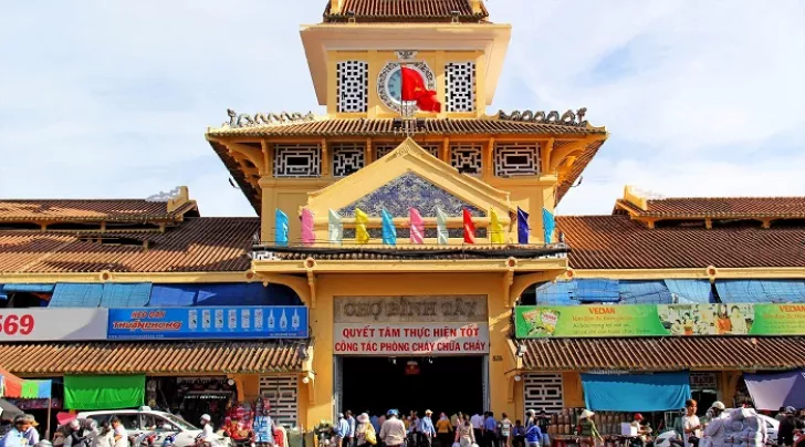 chợ Bình Tây