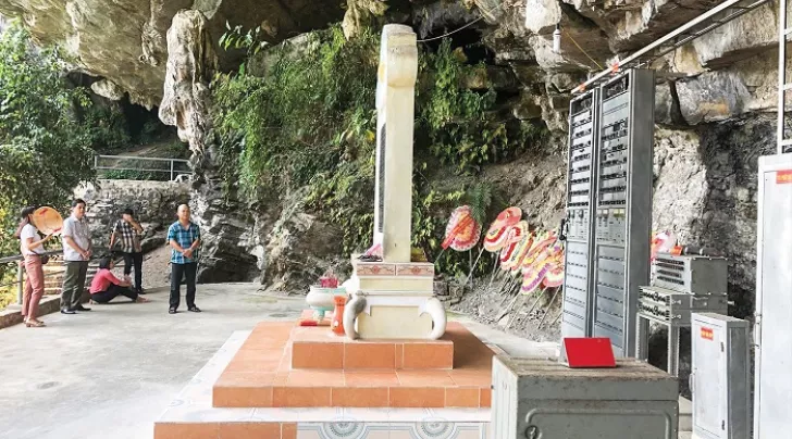 Hang Lèn Hà