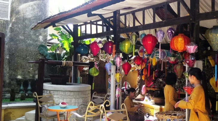xưởng thủ công mỹ nghệ Hội An 