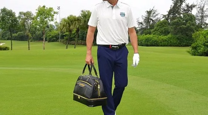 Túi đựng quần áo golf