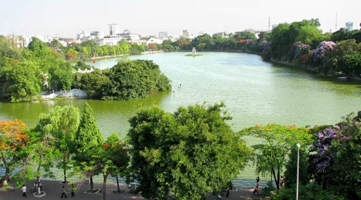Hoan Kiem Lake