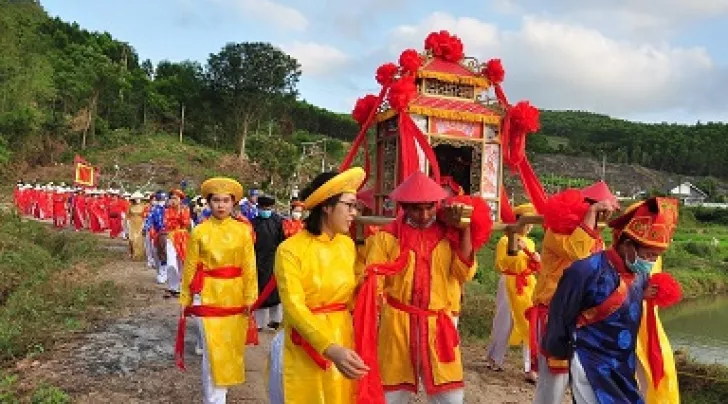 Lễ hội Bà Thu Bồn