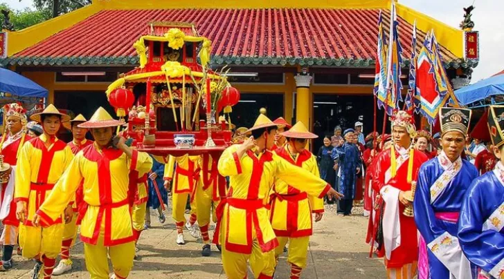Lễ hội làng Túy Loan