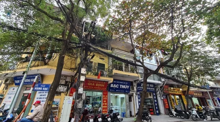 Hang Bac Street
