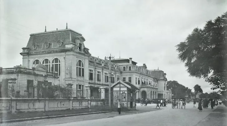 Ga Hàng Cỏ