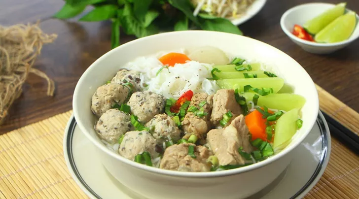 Bún dọc mùng Hà Nội