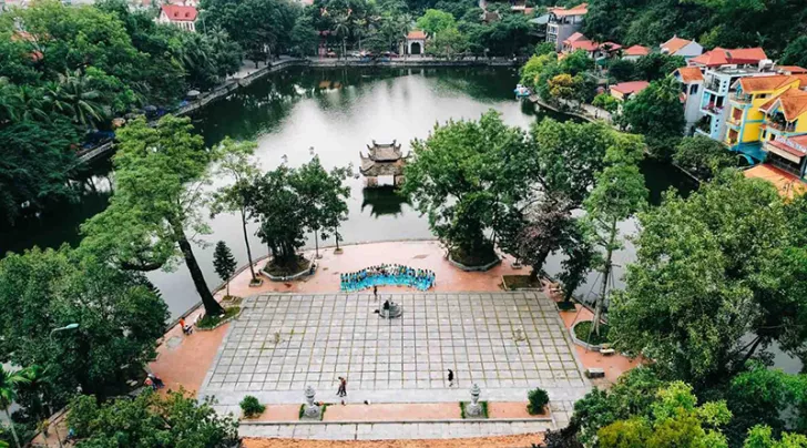 Chùa Thầy