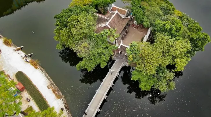 hồ trúc bạch