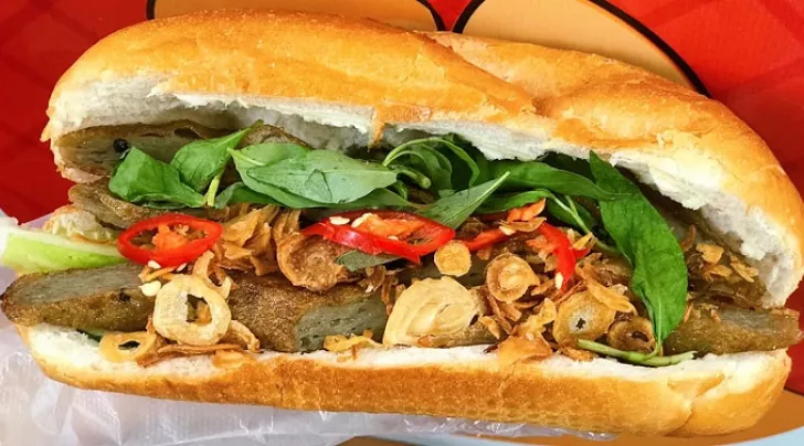 Bánh mì chả cá Nha Trang