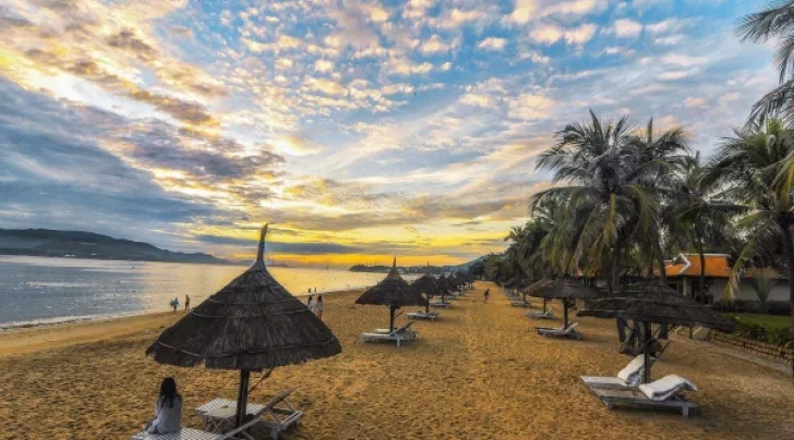 Bình minh trên biển Nha Trang