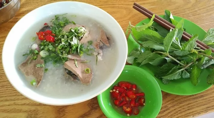 Cháo lòng Nha Trang