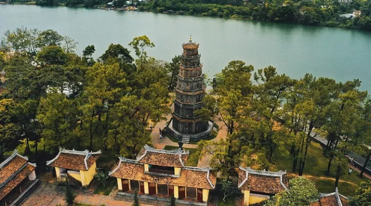 Nha Trang to Hue