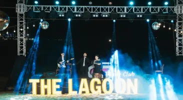 THE BEACH CLUB SHOW - "ĐÊM GIAO THỪA"