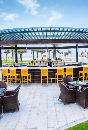 Pool Bar