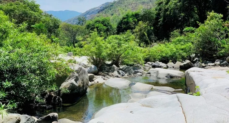 Suối Lồ Ồ