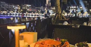Nhà Hàng Vua Hải Sản