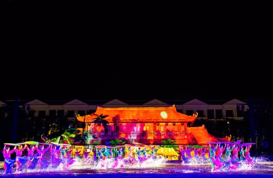 Tinh hoa Việt Nam