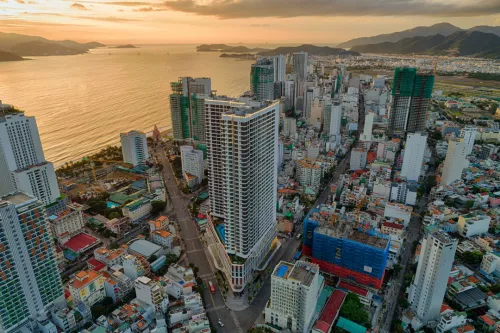 Hinh-anh-Vinpearl-Condotel-Empire-Nha_Trang-__Overview1