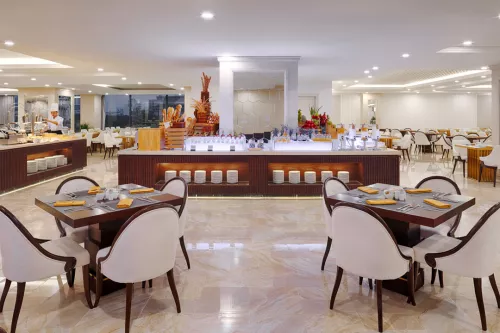 Hinh-anh-Vinpearl-Condotel-Riverfront-Da_Nang-Aquamarine_Restaurant3