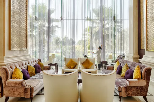 Hinh-anh-Vinpearl-Condotel-Riverfront-Da_Nang-Lounge_Bar4