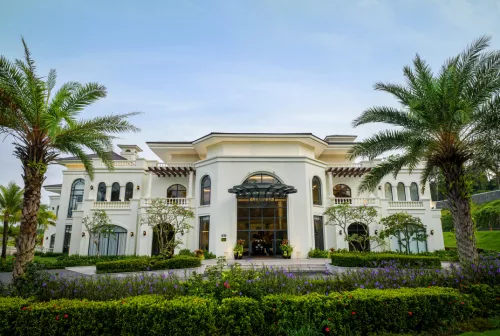 Hinh-anh-Vinpearl-Discovery-Greenhill-Phu-Quoc-Entrance1