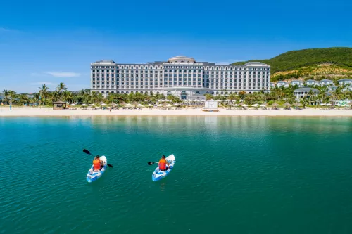 Hinh-anh-Vinpearl-Discovery-Sealink-Nha-Trang-Kayak