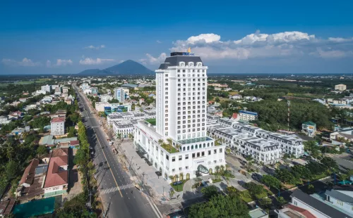 Hinh-anh-Vinpearl-Hotel-Tay-Ninh-Landscape_1