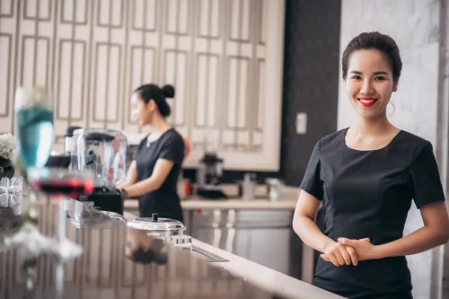 Hinh-anh-Vinpearl-Hotel-Tay-Ninh-Lobby_Bar3