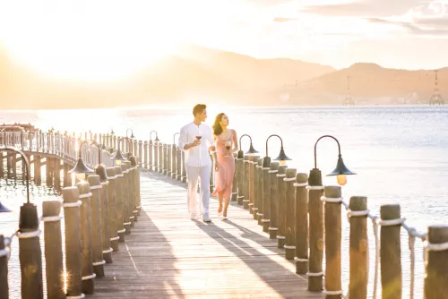 Hinh-anh-Vinpearl-Luxury-Nha-Trang-Wave-Bar-6