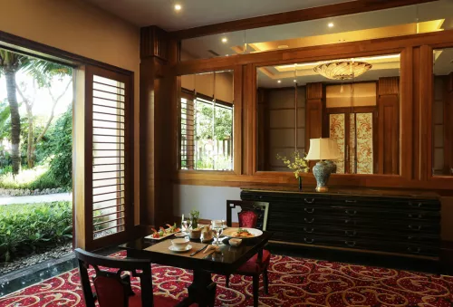 Hinh-anh-Vinpearl-Luxury-Nha-Trang_Huong_Viet_Vinpearl-1