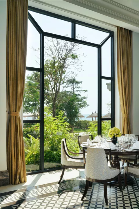 Hinh-anh-Vinpearl-Resort-&-Gofl-Phu-Quoc_The_Primce_Bar_Grill2