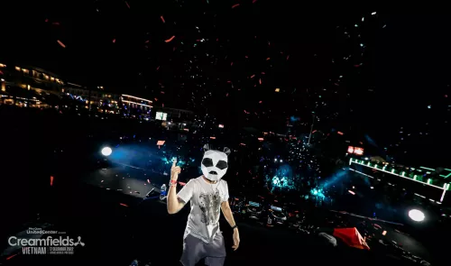 Hinh-anh-Phu-Quoc-United-Center-Creamfields-Pink-Panda-8